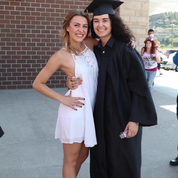 white floral and open back dress - Picture 2 of 5